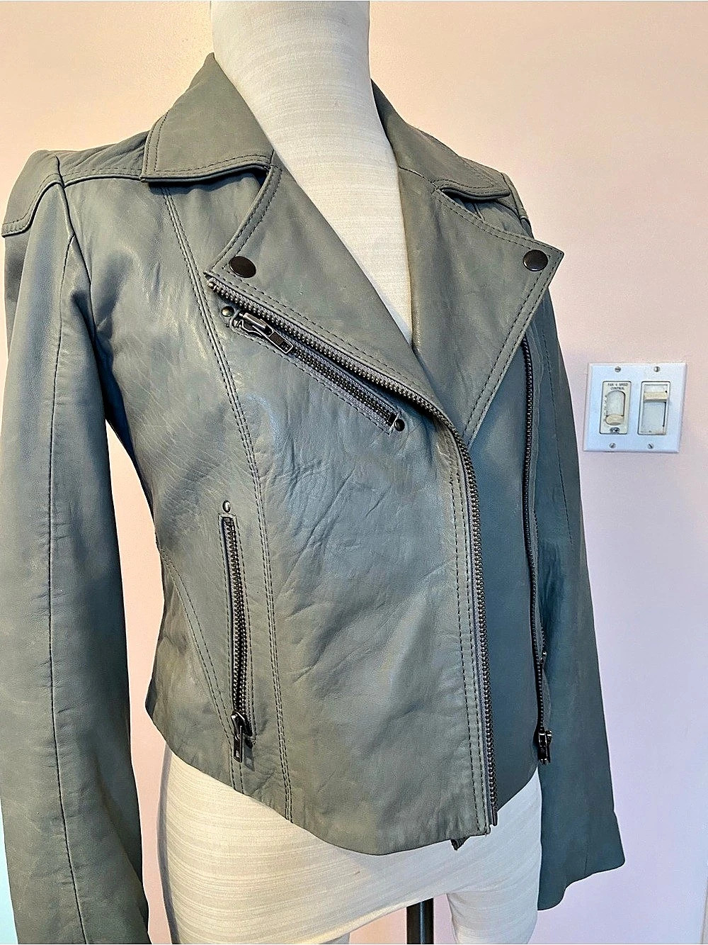 Gray Oasis Leather Moto Jacket Size XS